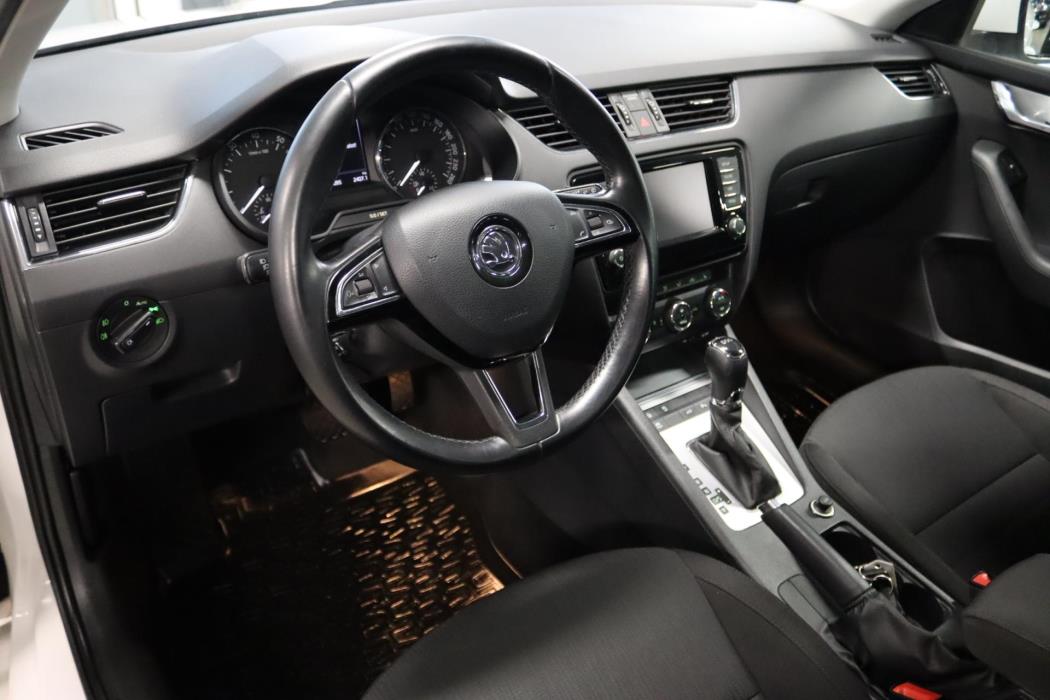 SKODA Octavia 2016