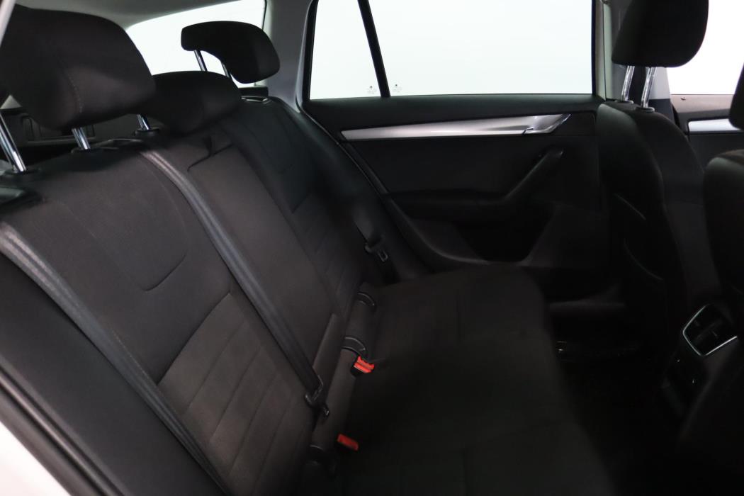 SKODA Octavia 2016