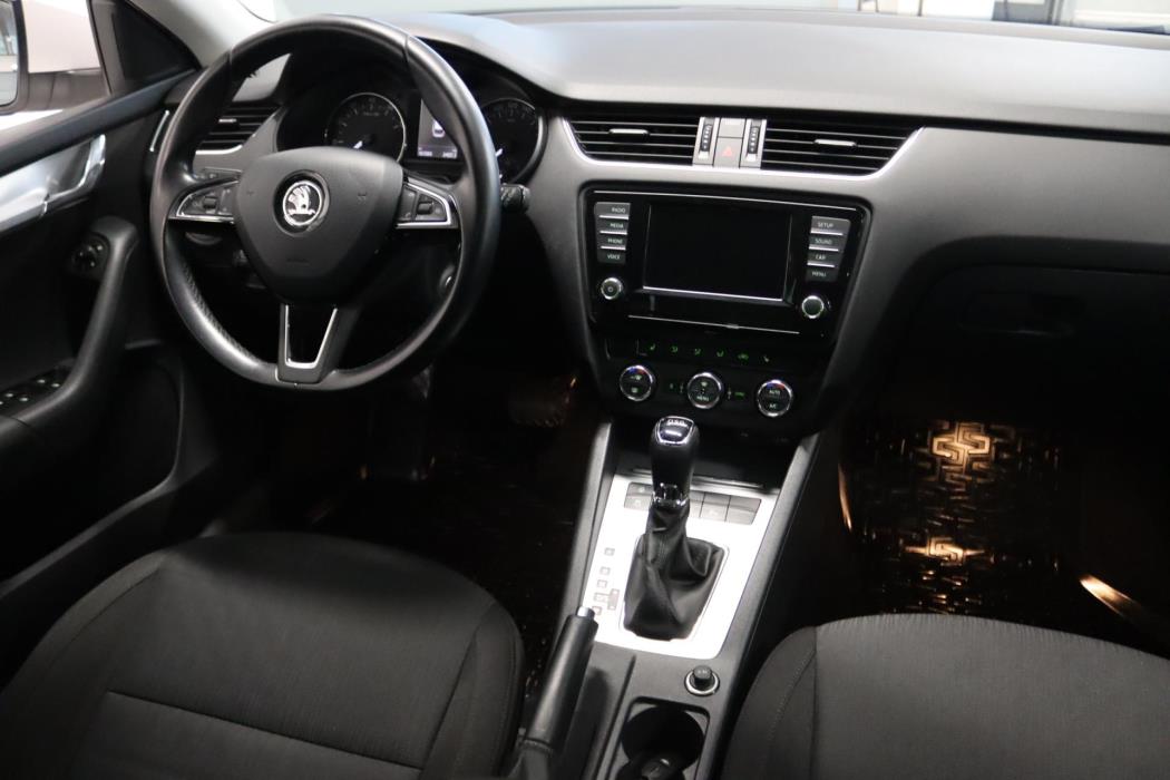 SKODA Octavia 2016