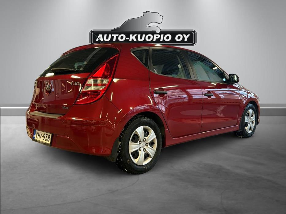 HYUNDAI i30 2013