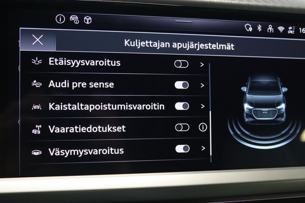 AUDI Q4 e-tron 2024