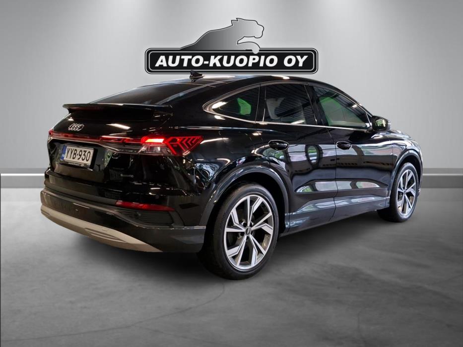 AUDI Q4 e-tron 2024
