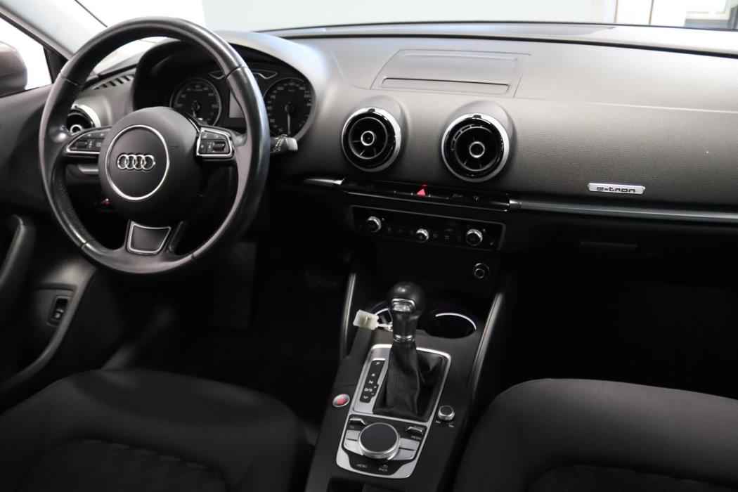 AUDI A3 2016