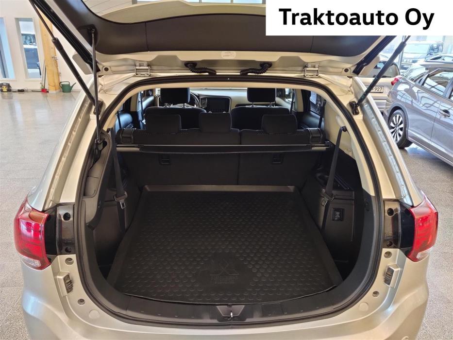 Mitsubishi Outlander 2020