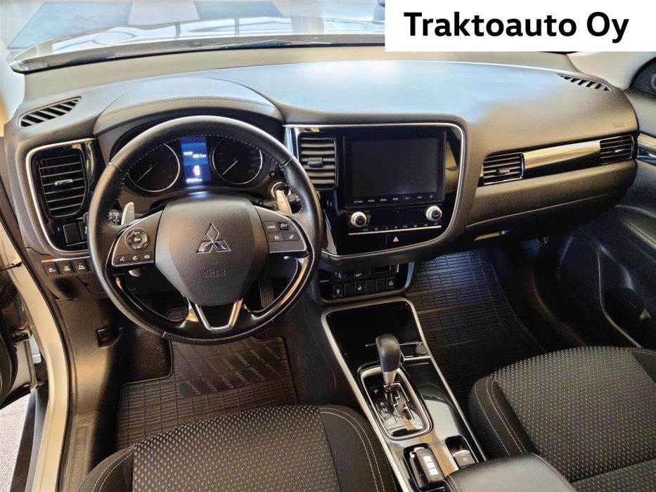 Mitsubishi Outlander 2020