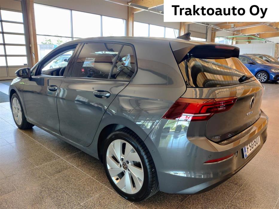 Volkswagen Golf 2025