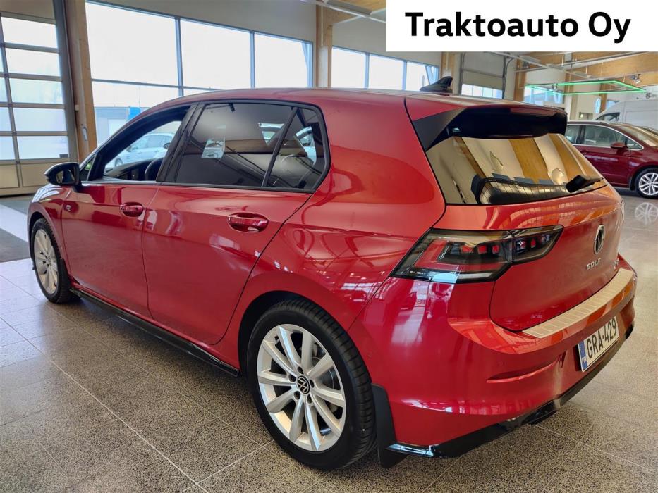 Volkswagen Golf 2025