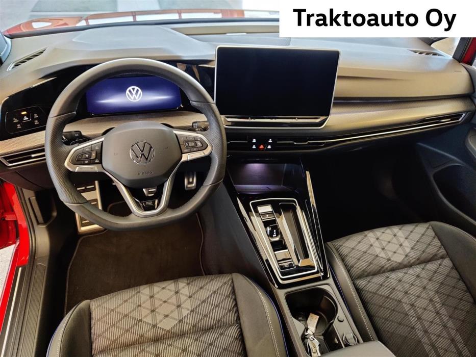 Volkswagen Golf 2025