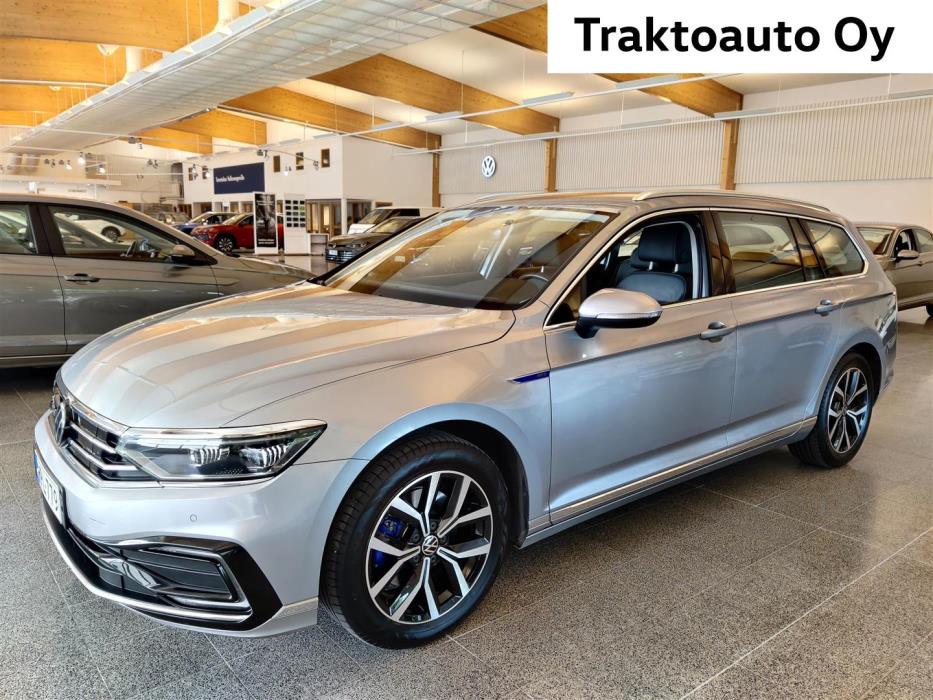 Volkswagen Passat 2023