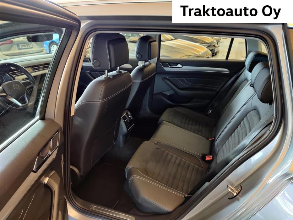 Volkswagen Passat 2023