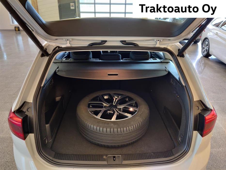 Volkswagen Passat 2023