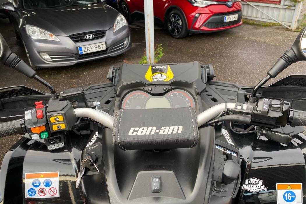 CAN-AM OUTLANDER MAX 2017