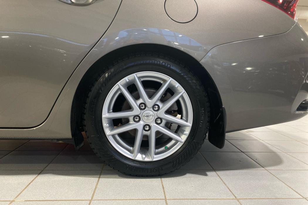 TOYOTA Auris 2019