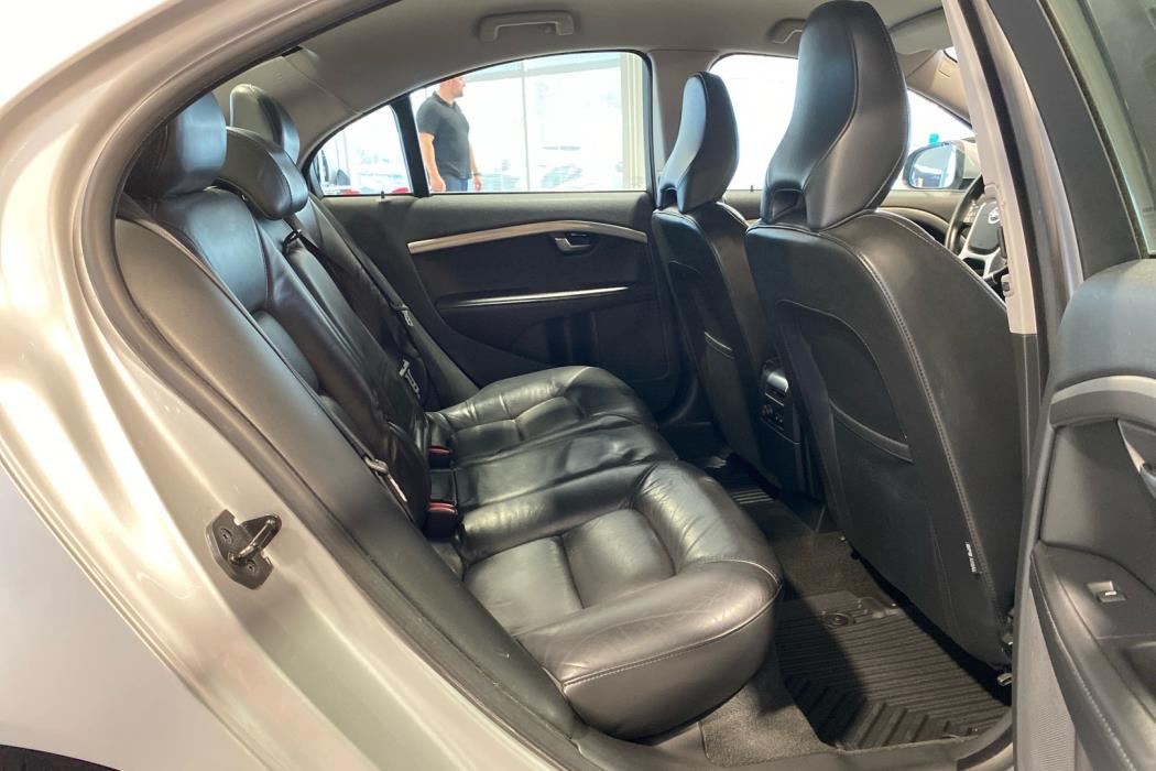 VOLVO S80 2012