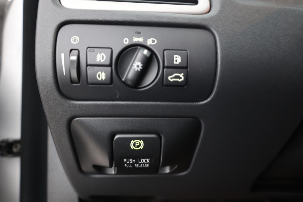 VOLVO S80 2012