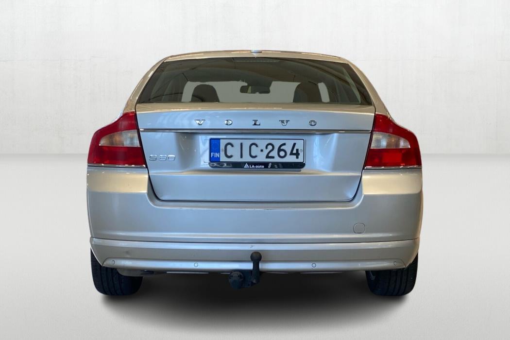 VOLVO S80 2012