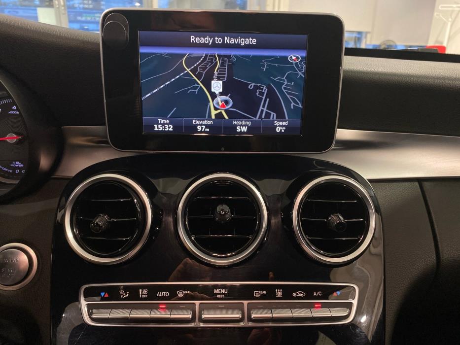 MERCEDES-BENZ C 2016