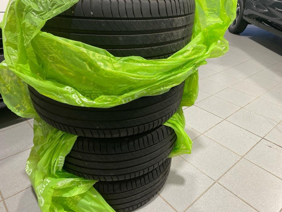 MERCEDES-BENZ C 2016