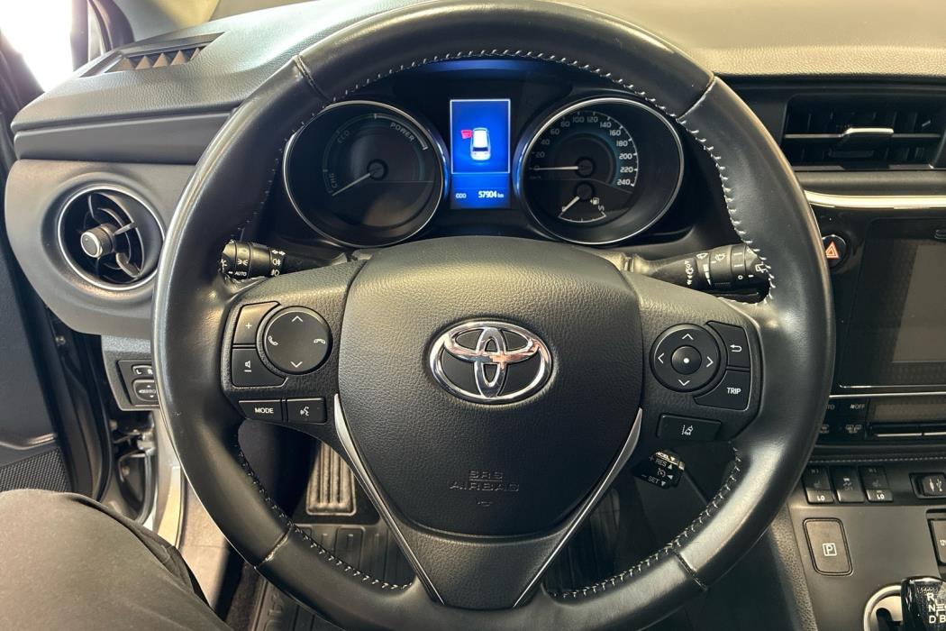 TOYOTA Auris 2018