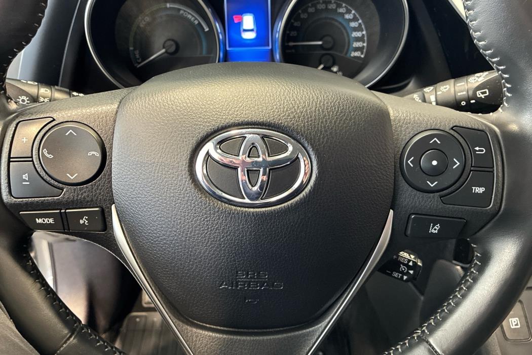 TOYOTA Auris 2018
