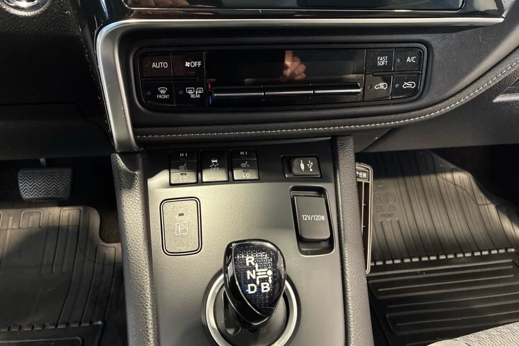 TOYOTA Auris 2018