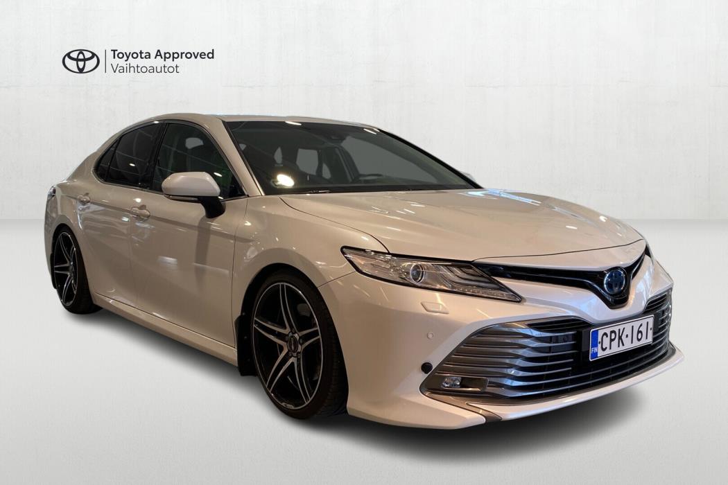 TOYOTA Camry 2021