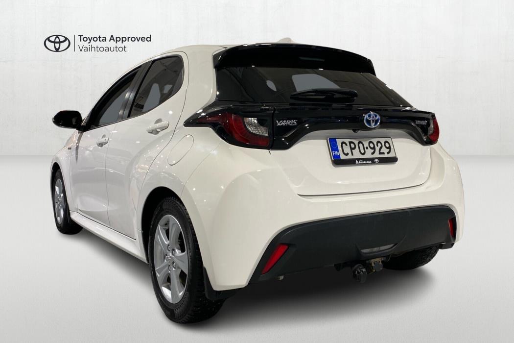 TOYOTA Yaris 2021