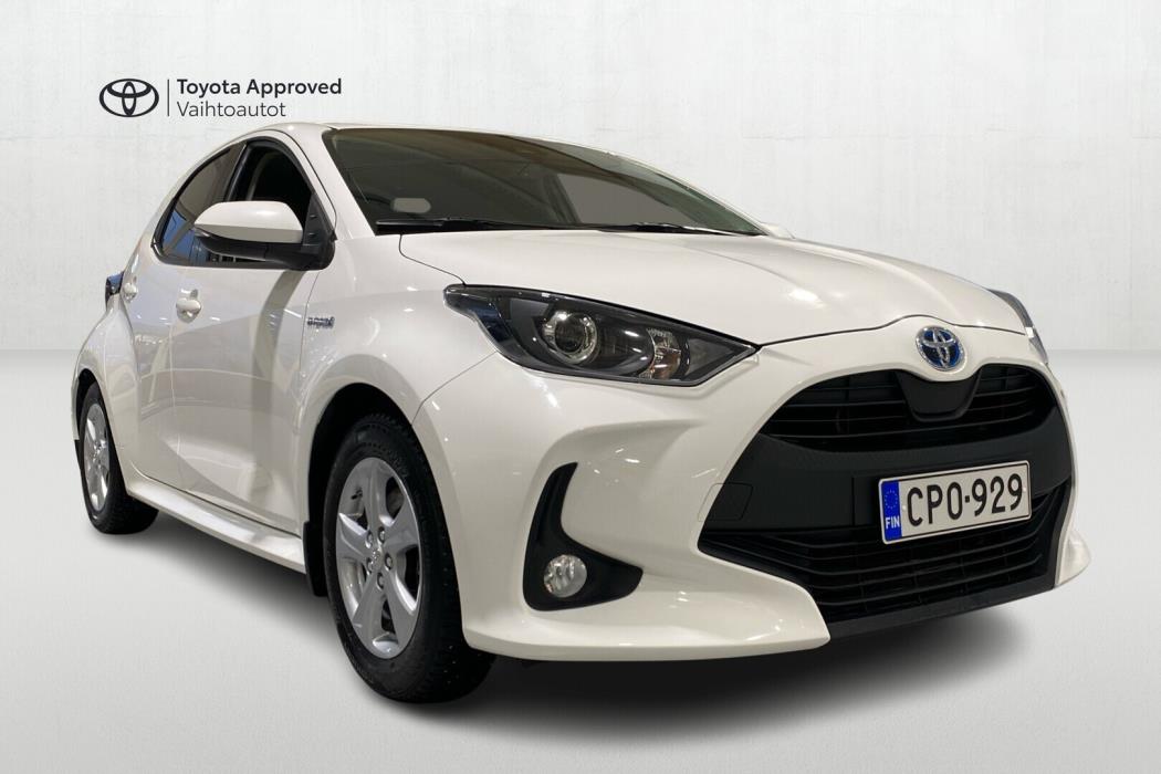 TOYOTA Yaris 2021