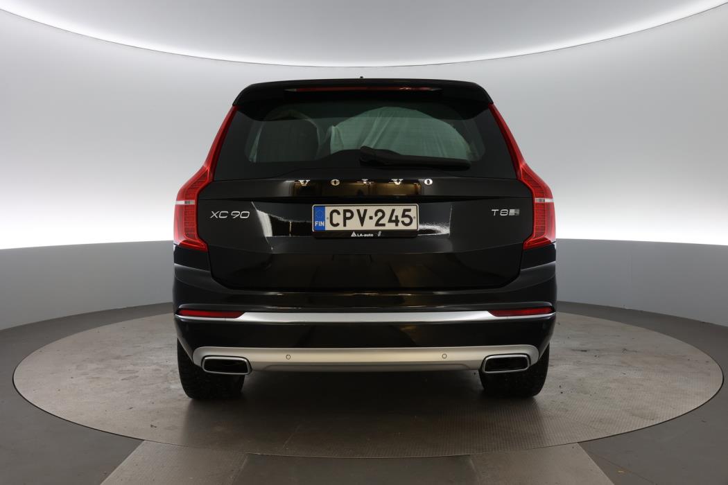 VOLVO XC90 2021