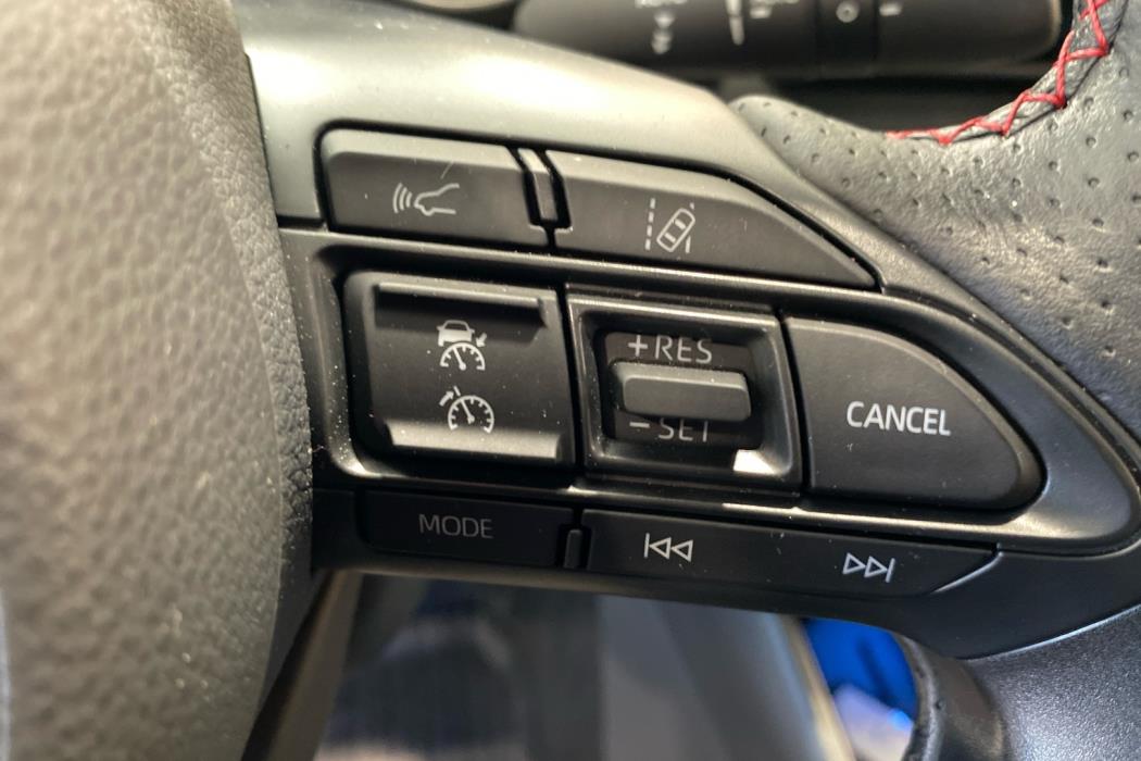 TOYOTA Yaris 2022