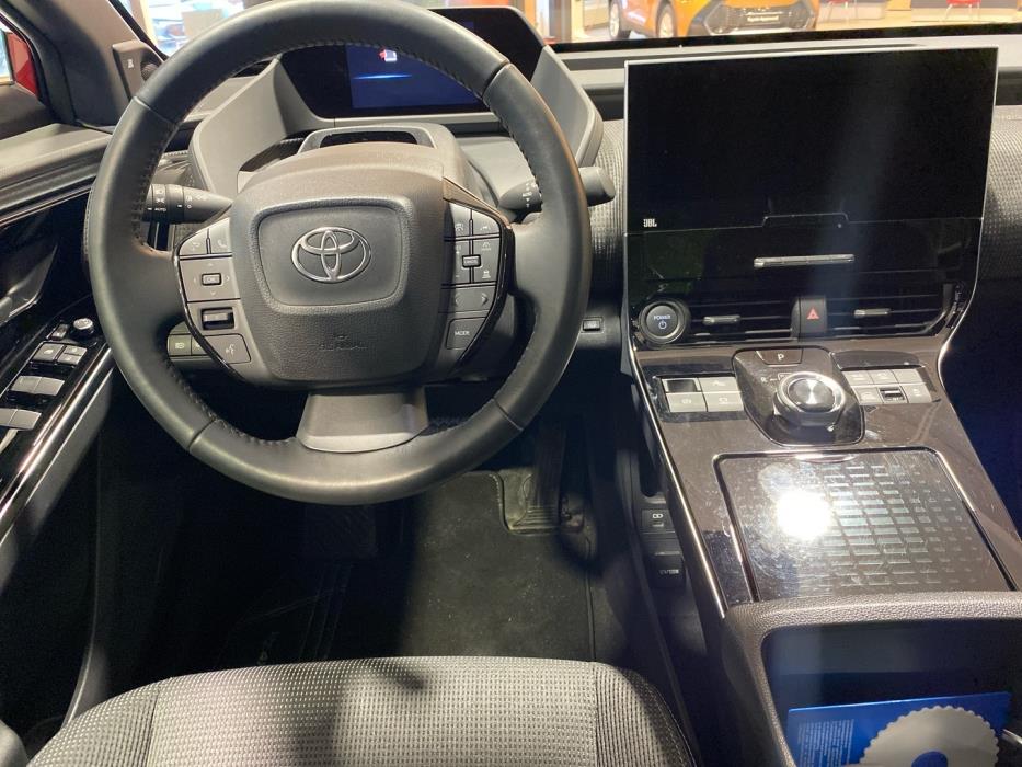 TOYOTA bZ4X 2023