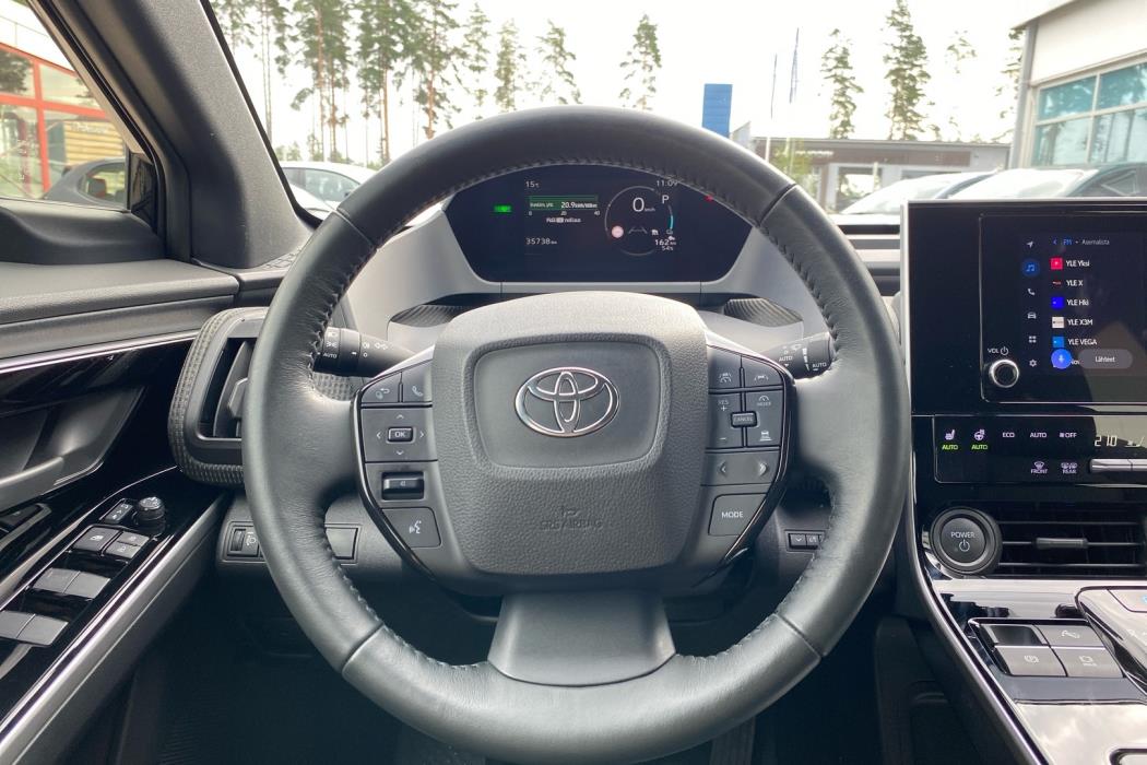 TOYOTA bZ4X 2023