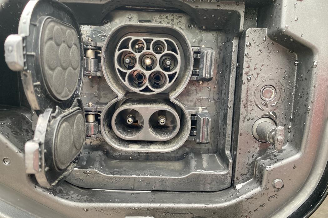 TOYOTA bZ4X 2023