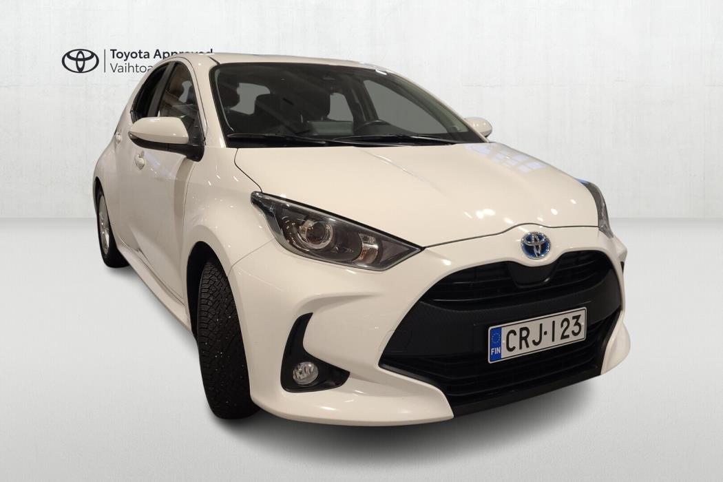 TOYOTA Yaris 2023