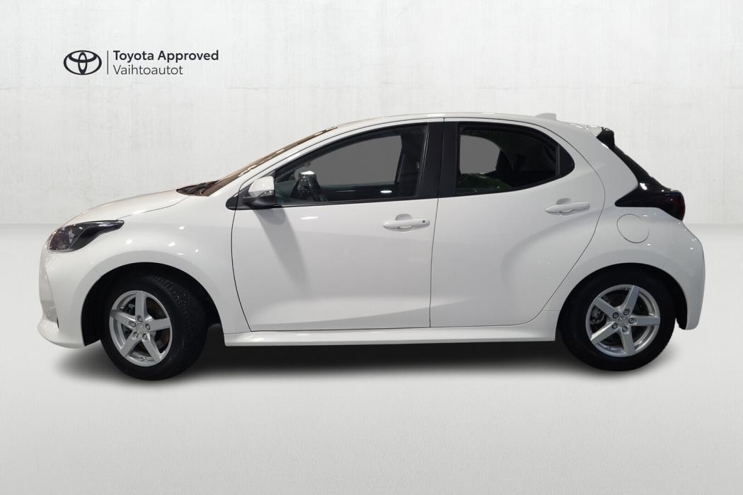 TOYOTA Yaris 2023