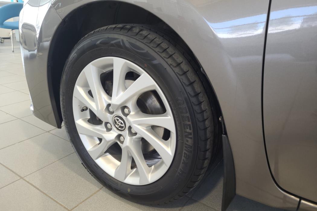 TOYOTA Corolla 2017