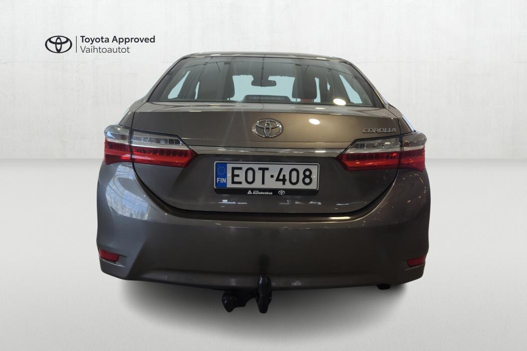 TOYOTA Corolla 2017