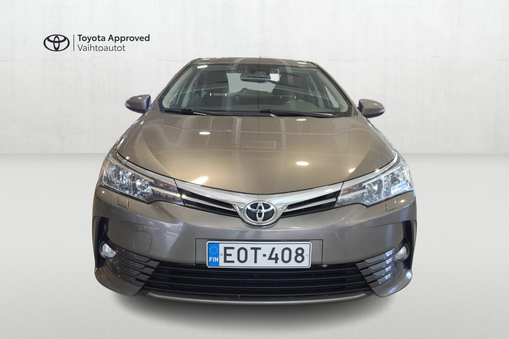TOYOTA Corolla 2017