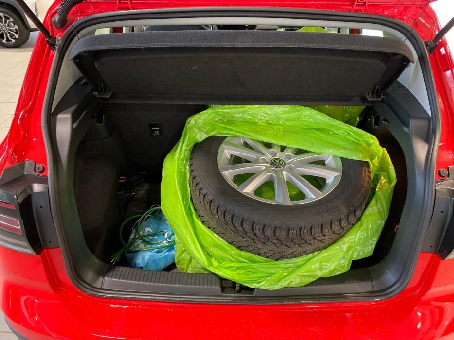 VOLKSWAGEN T-Cross 2019