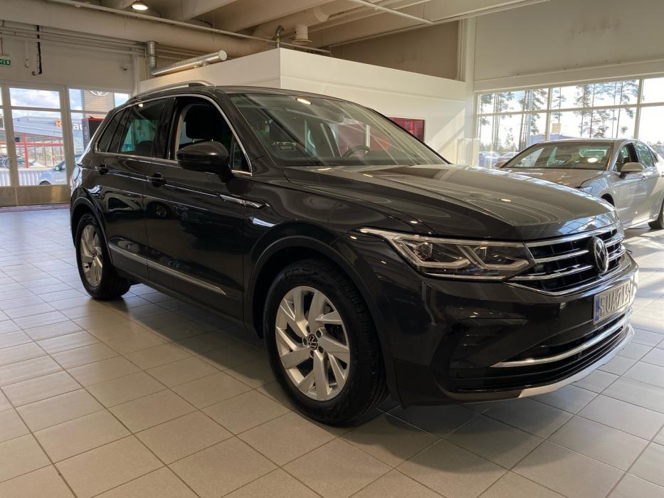 VOLKSWAGEN Tiguan 2022