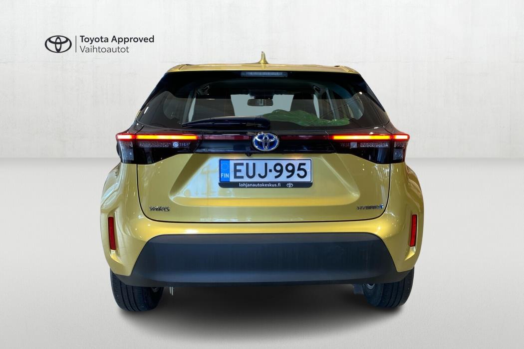 TOYOTA Yaris Cross 2022
