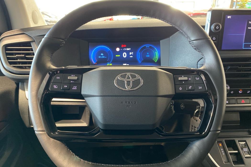 TOYOTA PROACE EV 2025