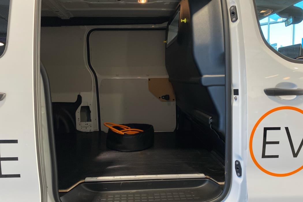 TOYOTA PROACE EV 2025