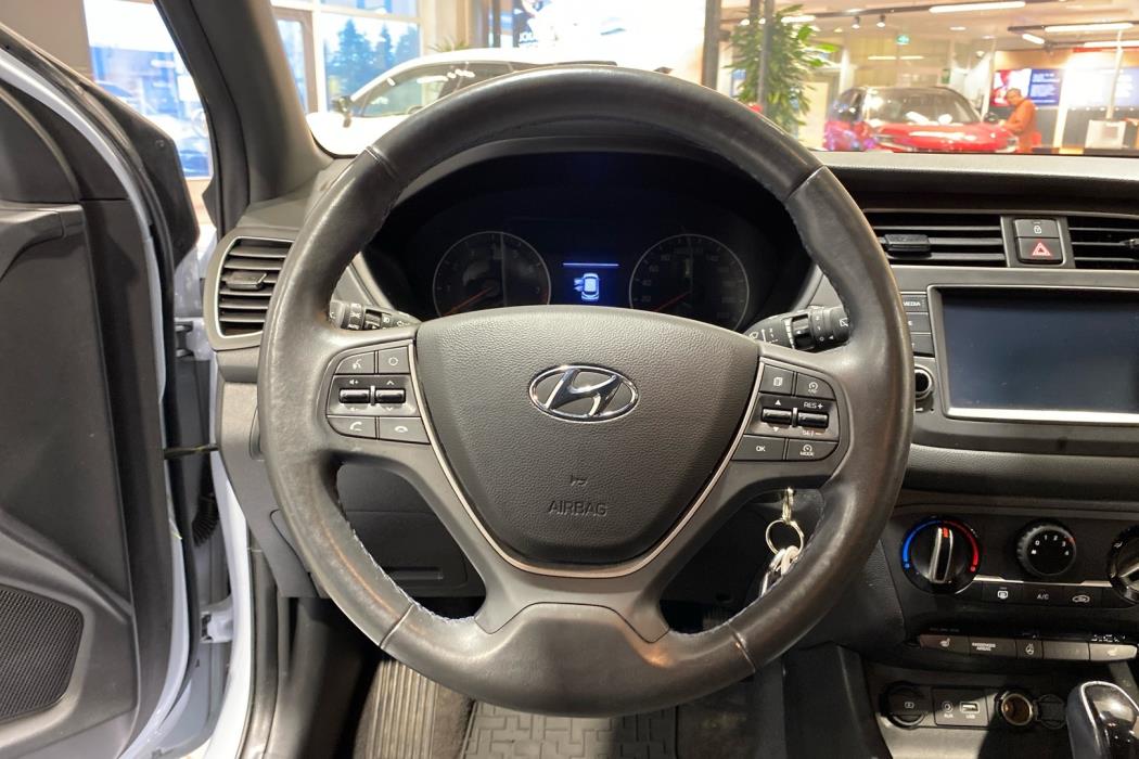 HYUNDAI i20 Hatchback 2020