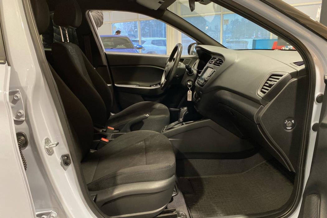 HYUNDAI i20 Hatchback 2020