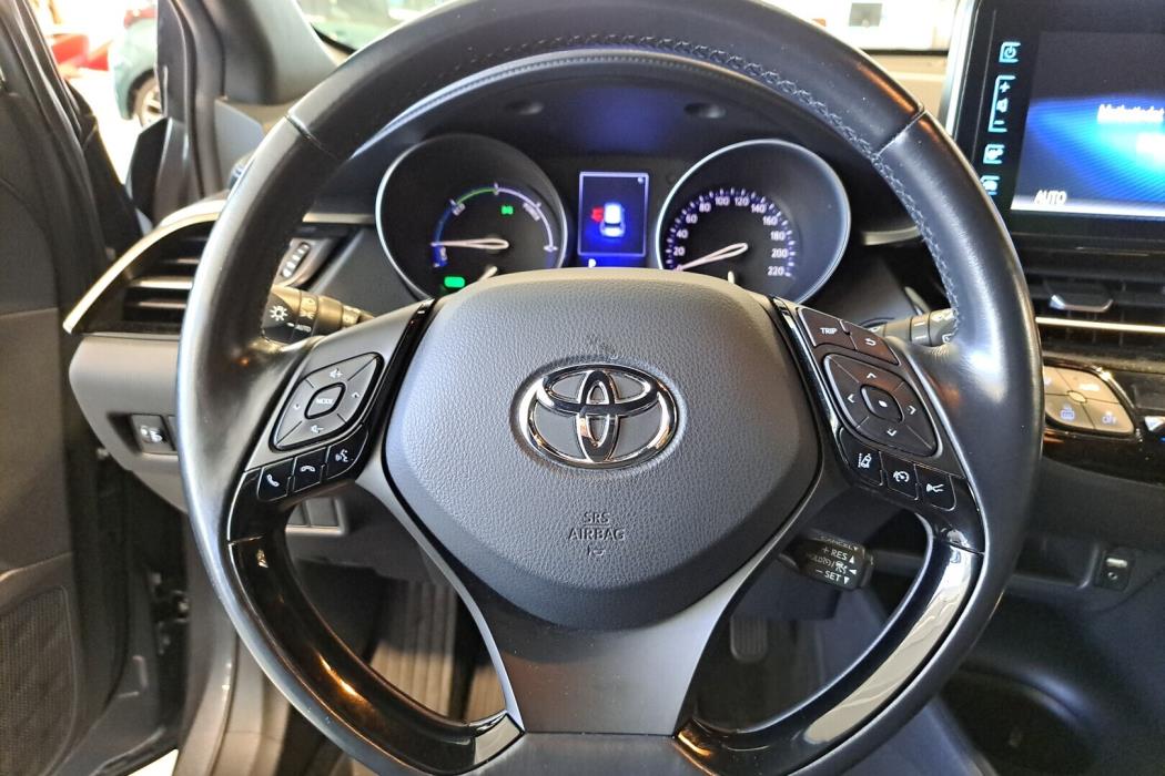 TOYOTA C-HR 2018