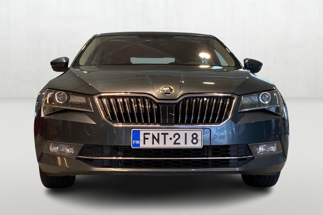SKODA Superb 2019