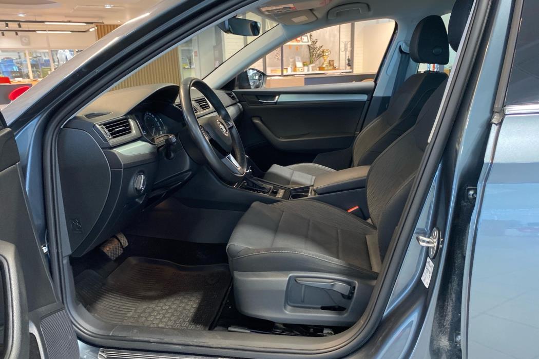 SKODA Superb 2019