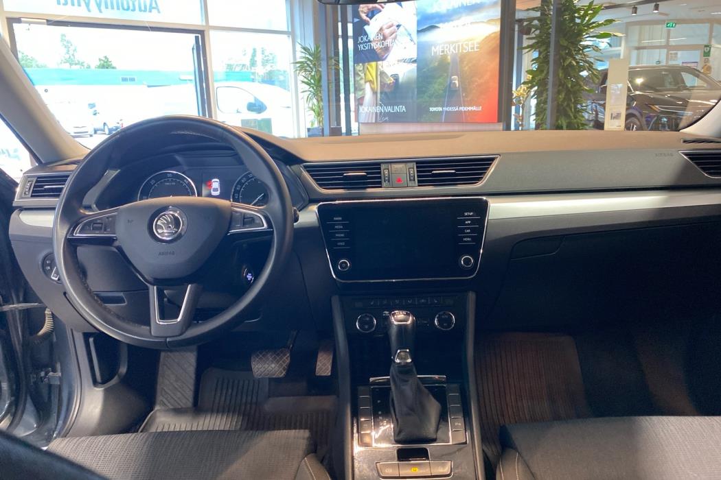 SKODA Superb 2019