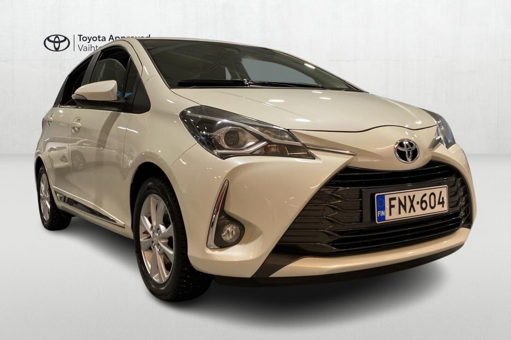 TOYOTA Yaris 2019